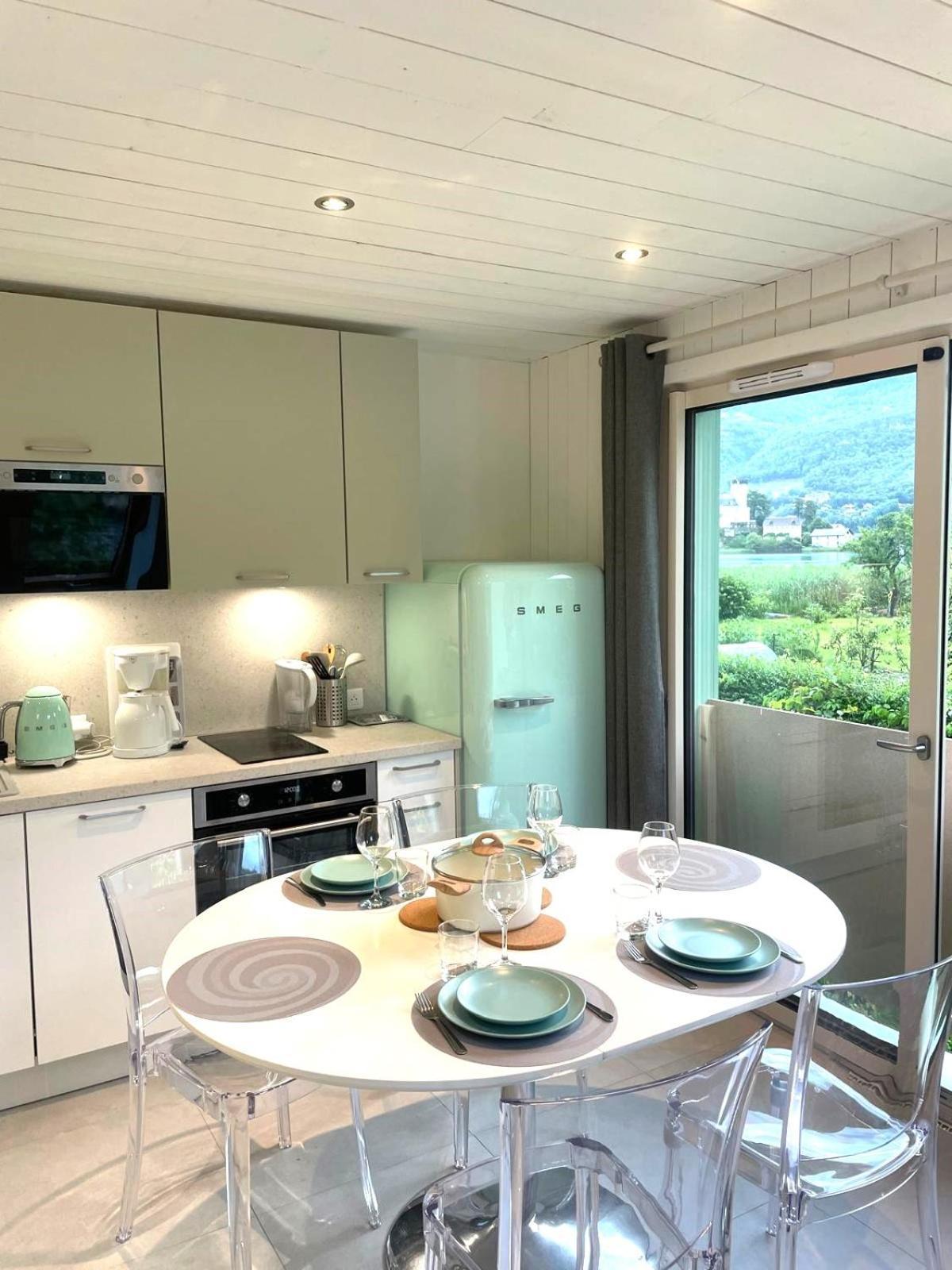 La Baie des Voiles 3 chambres 4 à 6 personnes au bord du lac plage privée Duingt Exterior foto