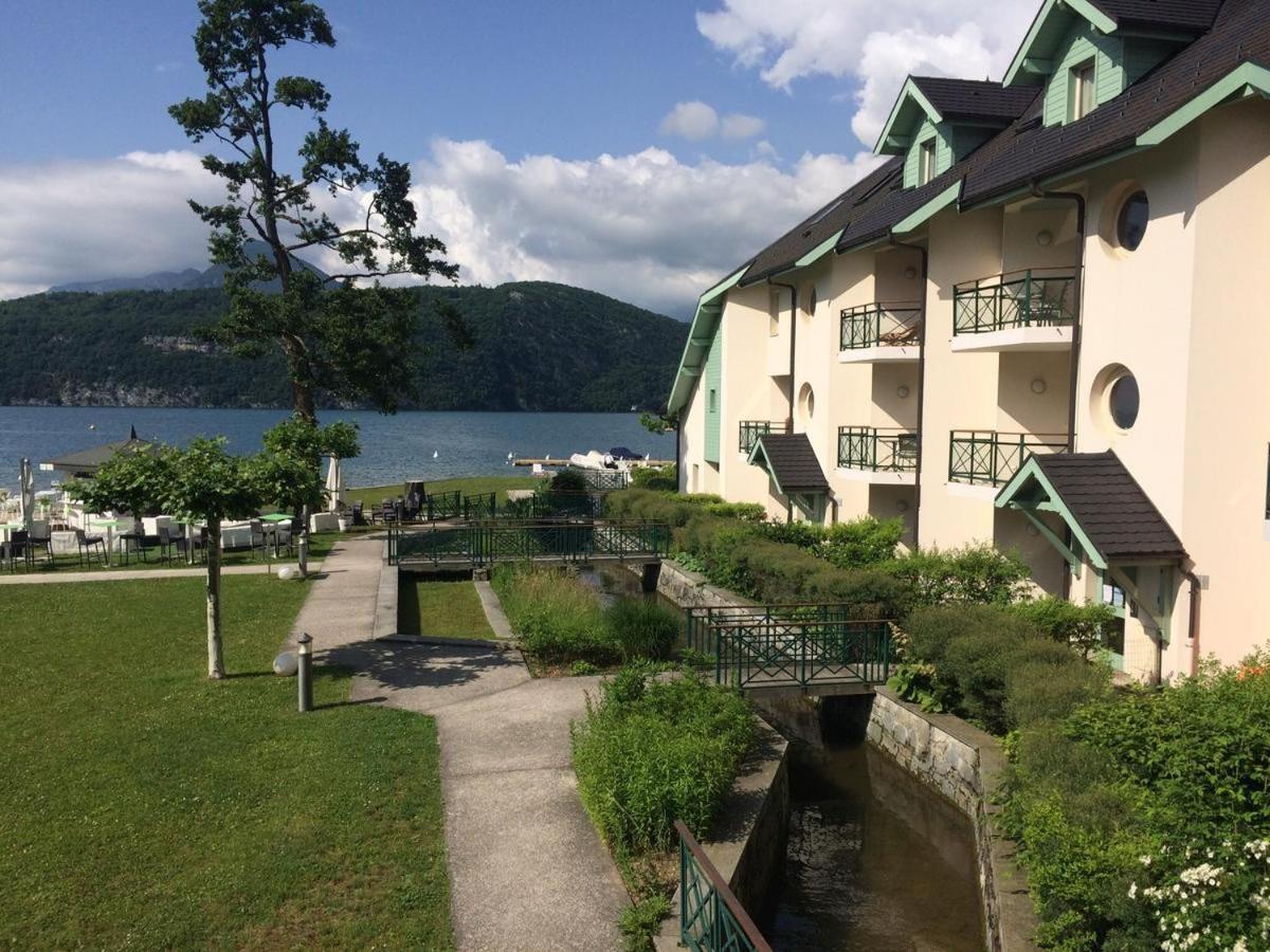 La Baie des Voiles 3 chambres 4 à 6 personnes au bord du lac plage privée Duingt Exterior foto